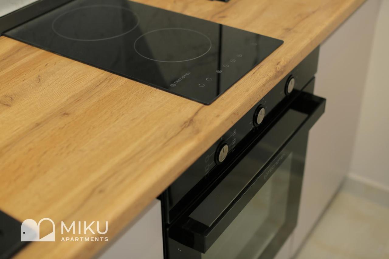 Miku Apartment - Glamorous 1Bedroom Apartment At Olympic Residence Tirana Zewnętrze zdjęcie
