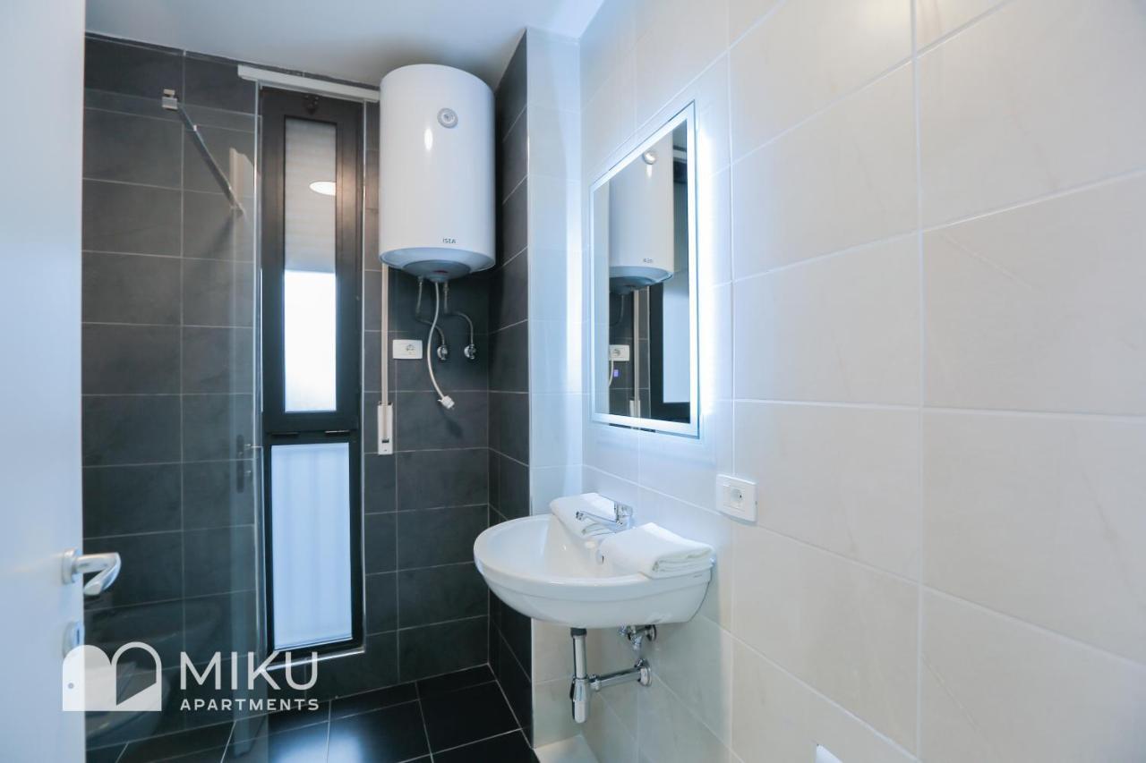 Miku Apartment - Glamorous 1Bedroom Apartment At Olympic Residence Tirana Zewnętrze zdjęcie