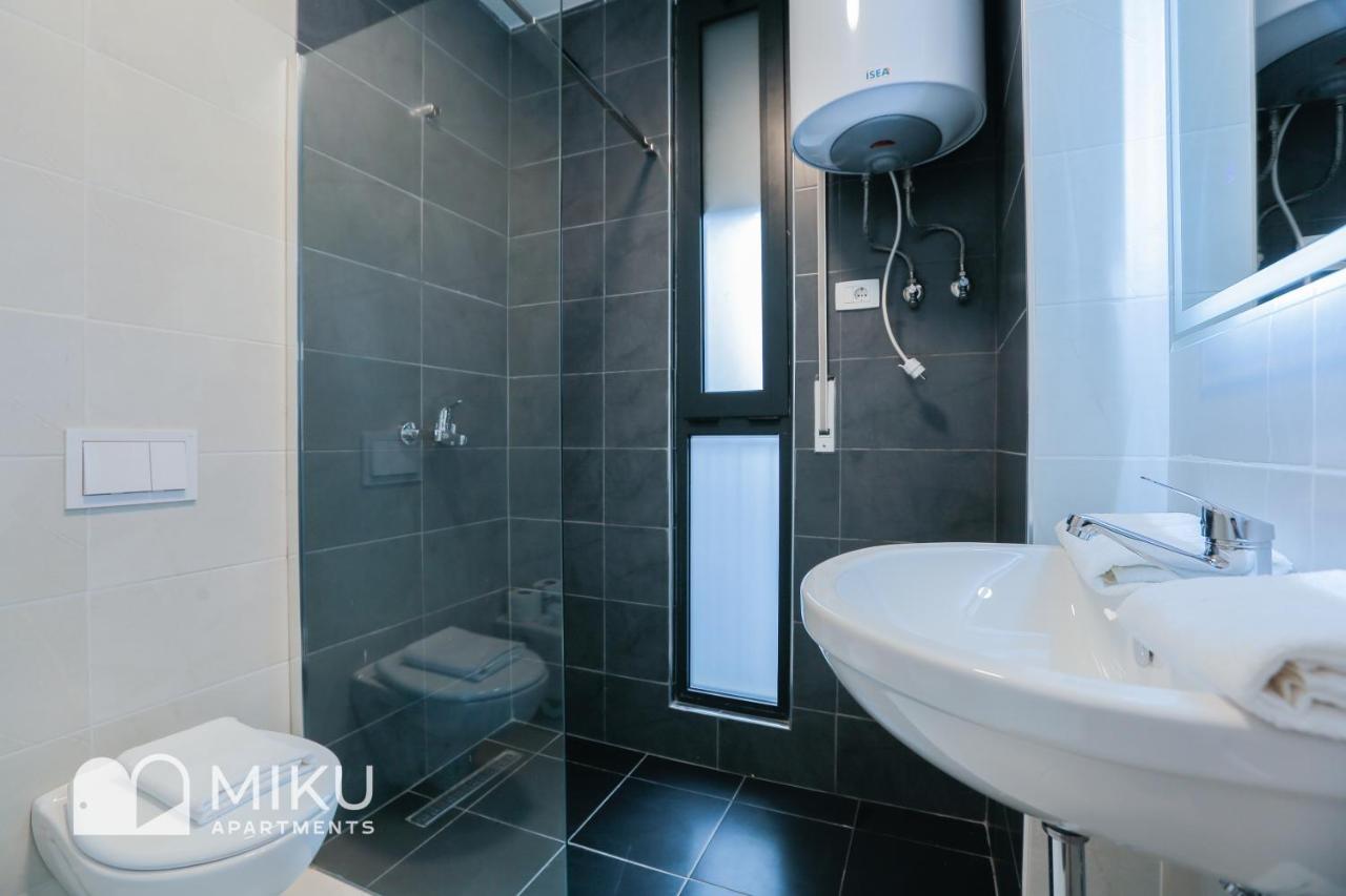 Miku Apartment - Glamorous 1Bedroom Apartment At Olympic Residence Tirana Zewnętrze zdjęcie