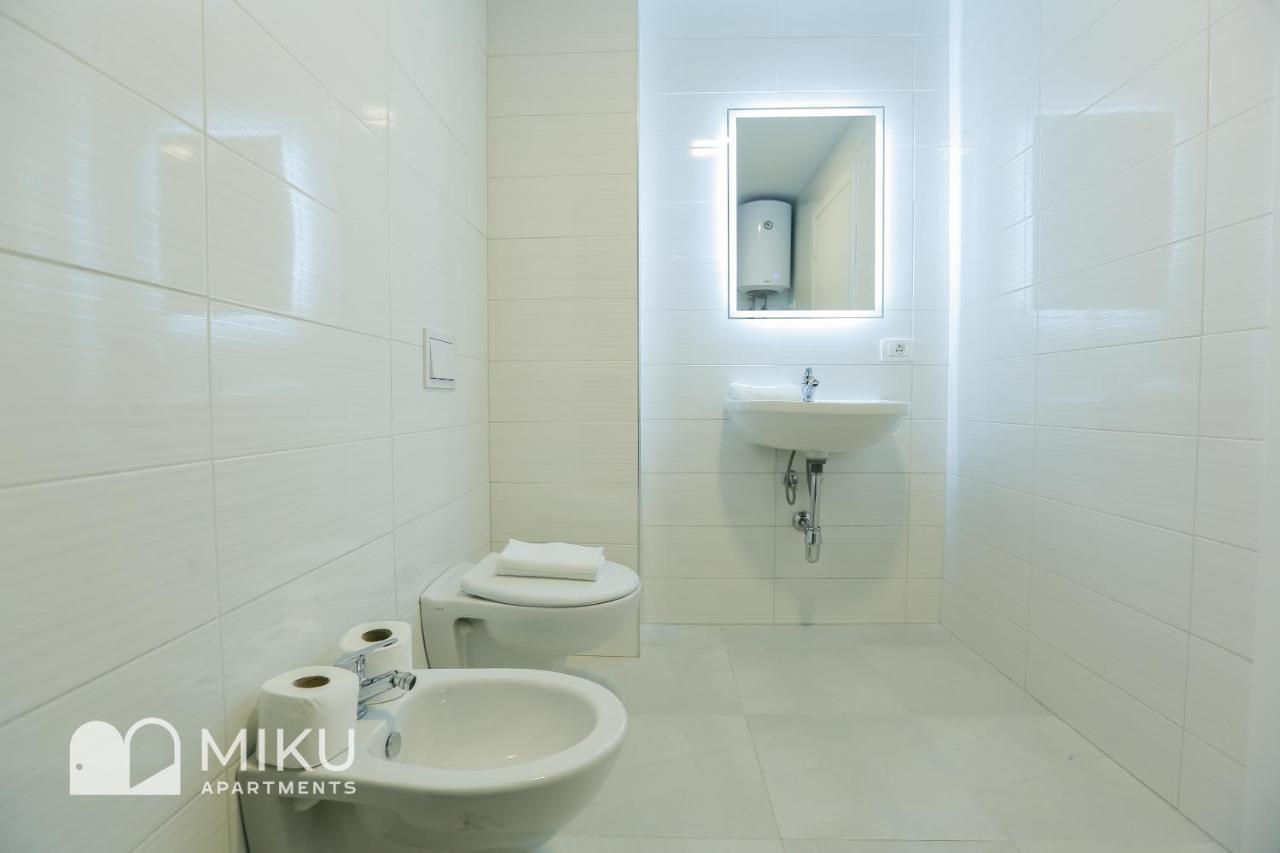 Miku Apartment - Glamorous 1Bedroom Apartment At Olympic Residence Tirana Zewnętrze zdjęcie