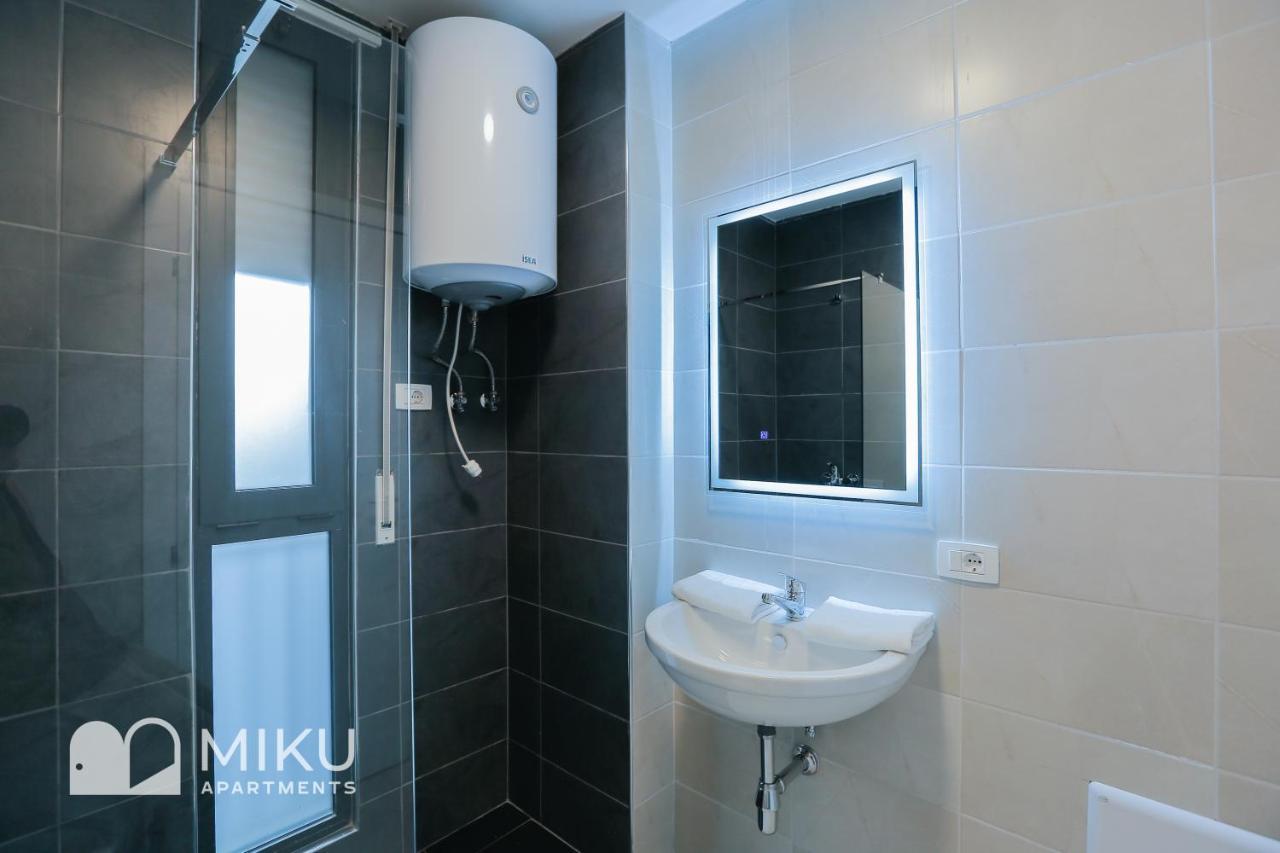Miku Apartment - Glamorous 1Bedroom Apartment At Olympic Residence Tirana Zewnętrze zdjęcie